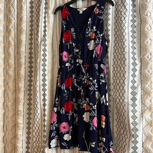Market and Spruce dress size Small, navy blue with florals